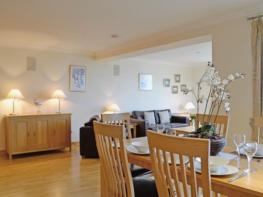 Links Apartment 5